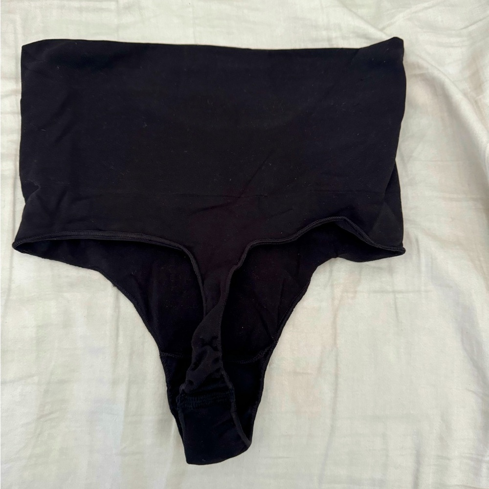 Core Control Thong - Picture 2 of 3